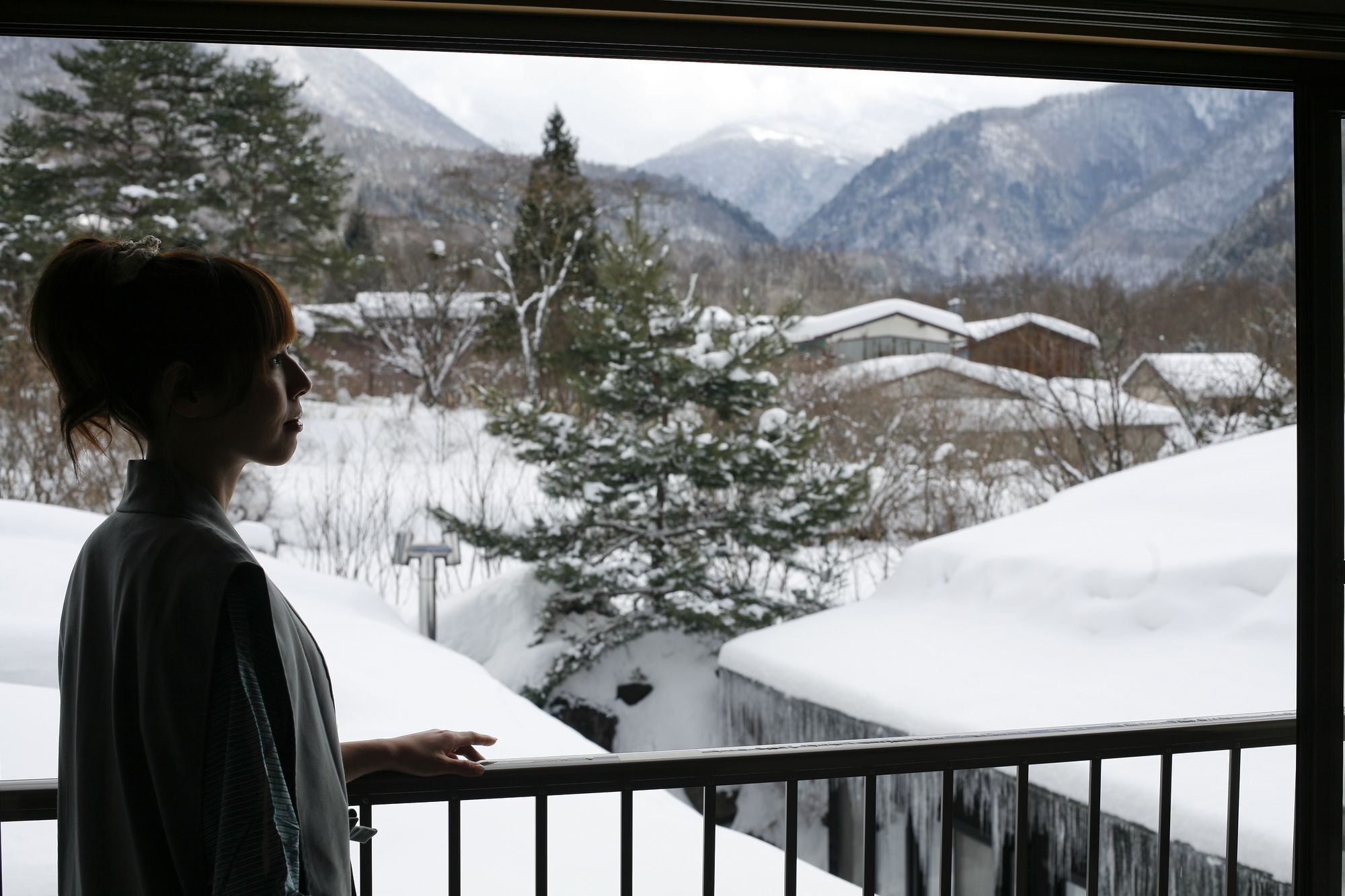 Ryokan Kutsuroginoya Yuu Такаяма Екстер'єр фото